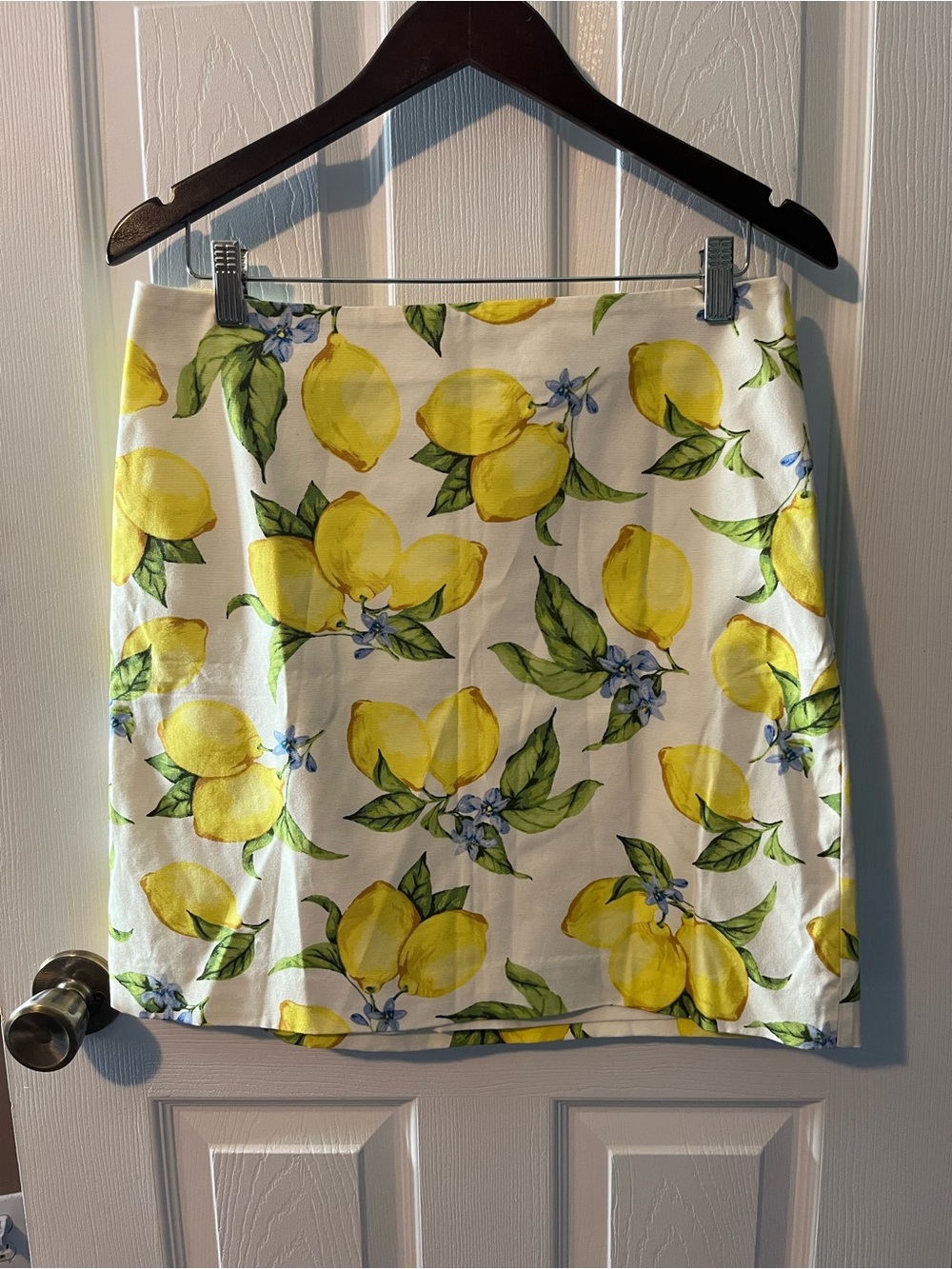 Talbots Women's White Lemon Blossom Print Skirt - Size 8